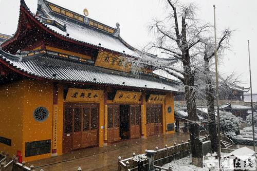 摄影-终盼银装素裹 共赏沪上寺院雪景 摄影-终盼银装素裹 共赏沪上寺院雪景