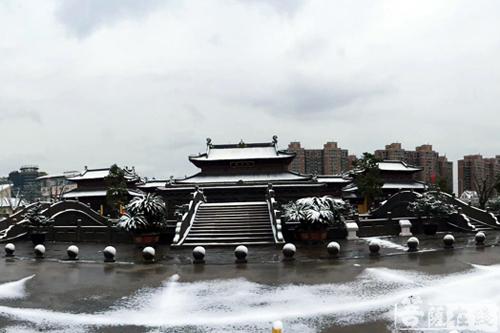 摄影-终盼银装素裹 共赏沪上寺院雪景 摄影-终盼银装素裹 共赏沪上寺院雪景