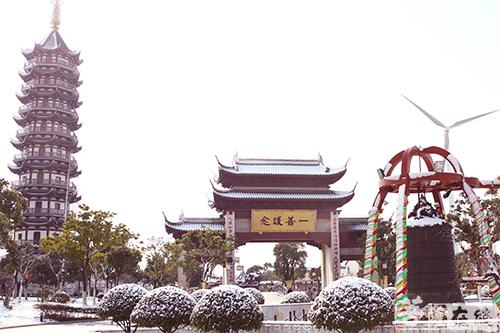 摄影-终盼银装素裹 共赏沪上寺院雪景 摄影-终盼银装素裹 共赏沪上寺院雪景