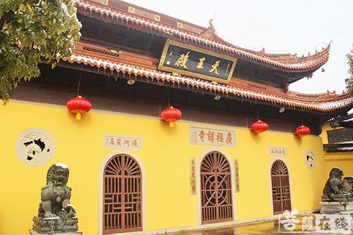 摄影-终盼银装素裹 共赏沪上寺院雪景 摄影-终盼银装素裹 共赏沪上寺院雪景