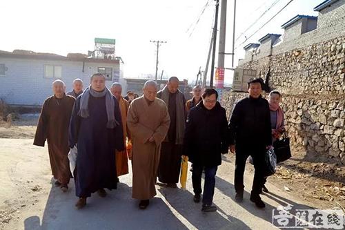 佛教-唐山市佛教协会举行“迎新春、送温暖”爱心走访慰问活动