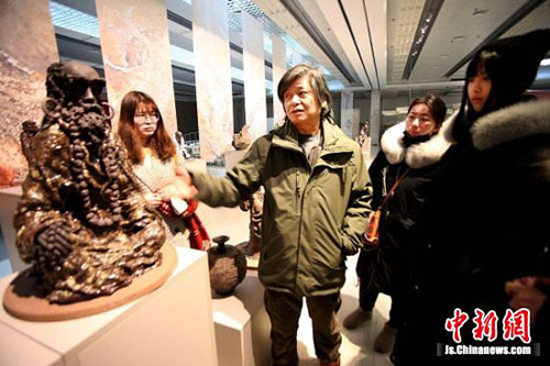 陶艺-童定家陶艺作品展研讨会在宜兴大觉寺举行