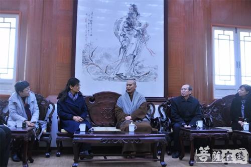 千佛山-山东历下区副区长刘佳赴千佛山兴国禅寺走访慰问