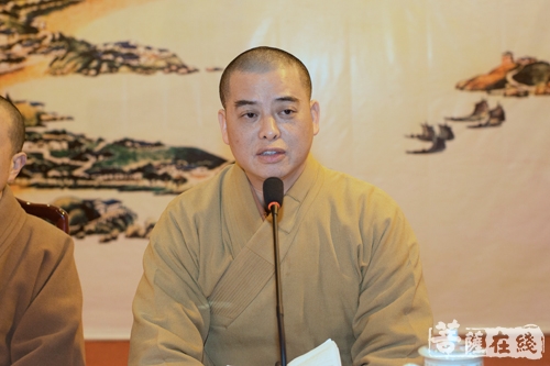 普陀山-普陀山普济禅寺举行全体僧众、职工大会