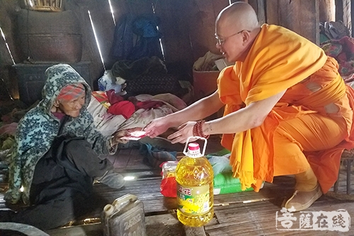 佛教-沧源佤族自治县佛教协会开展爱心帮扶活动
