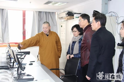 上海闵行区委常委、统战部部长李红珍一行莅临七宝教寺