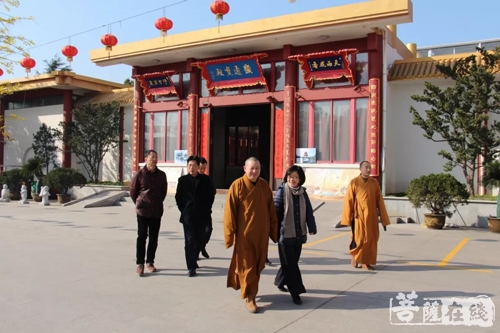 上海闵行区委常委、统战部部长李红珍一行莅临七宝教寺