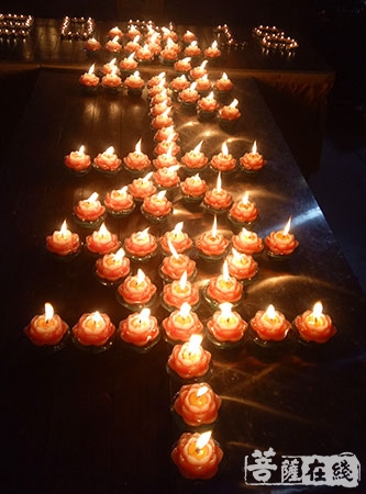 宜春古林寺举行供灯祈愿法会 常愿法师为众开示