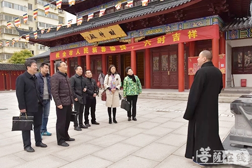 崇福-崇川区政协俞汉林主席一行赴崇福禅寺视察