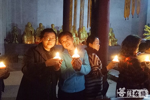 宜春古林寺举行供灯祈愿法会 常愿法师为众开示