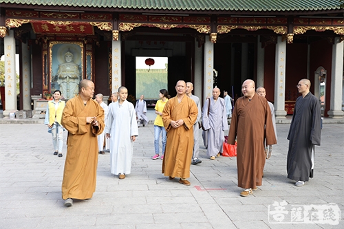 佛教-广西佛教协会副会长湛空法师一行访问广东尼众佛学院与元山寺