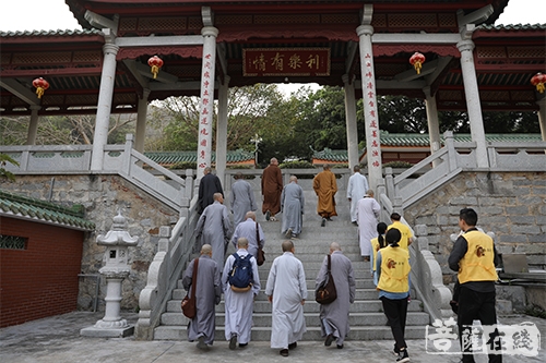 佛教-广西佛教协会副会长湛空法师一行访问广东尼众佛学院与元山寺