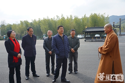 佛教-浙江省委统战部副部长楼炳文一行赴寿圣寺考察指导