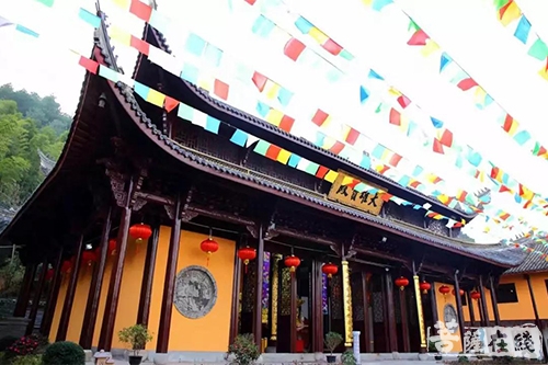 宁波余姚狮子山东明寺将举行大雄宝殿全堂佛像开光法会