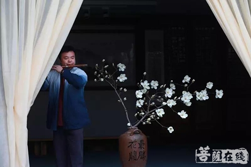 五祖寺-五祖寺举行“传承与未来·禅的青年时代”茶话会