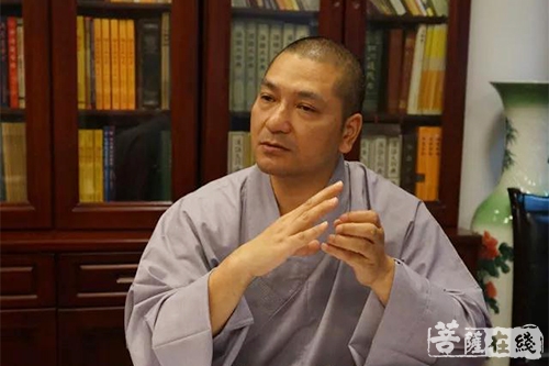 佛教-成都市佛教界观看十三届全国人大一次会议闭幕会
