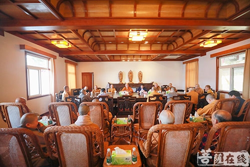 普陀山-普陀山佛教协会召开全山寺院（单位）安全工作会议