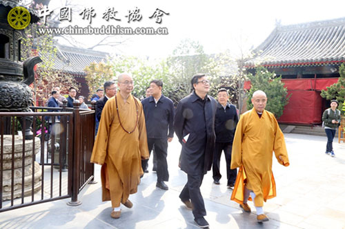 中国佛教协会-全国政协民宗委主任王伟光一行赴中国佛教协会座谈