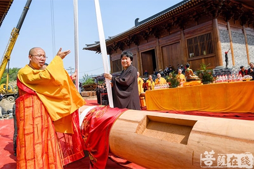 安徽宁国南五台寺举行钟鼓二楼立柱启动仪式