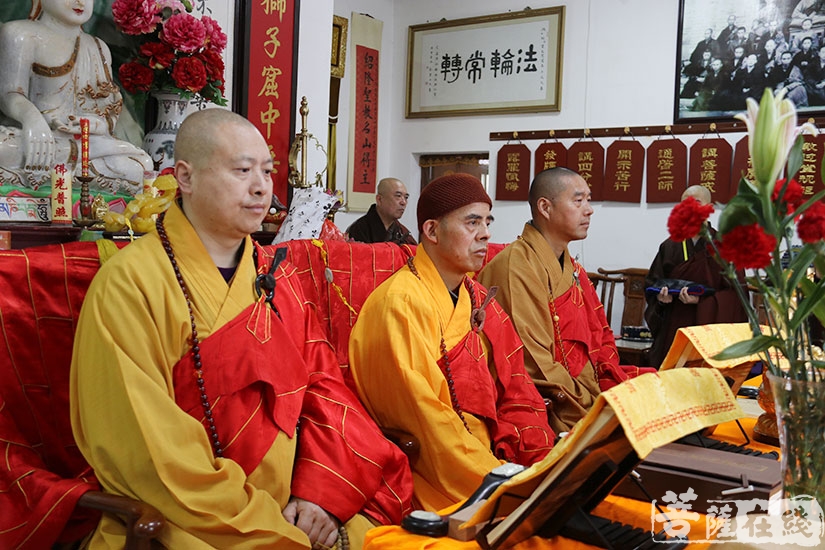 【高清图集】安徽褒禅寺传授三坛大戒法会之正授菩萨戒,在家居士授