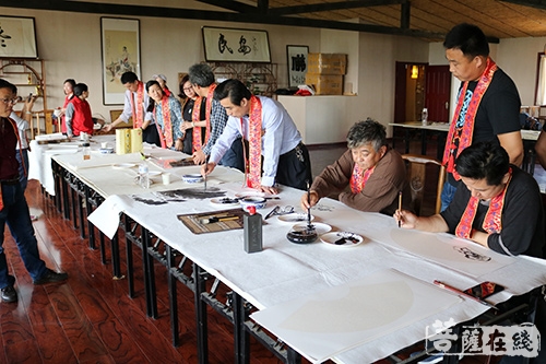 佛教-嘉祥县法云寺举行第六届法云文化节暨第二届“禅心明月”佛教书画展