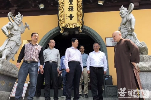 时政-湖州市委统战部副部长任玉林一行调研显圣寺