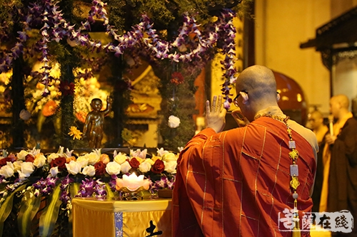 戒清大和尚拈香主法