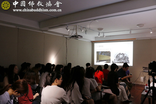 上海-金陵刻经技艺走进上海高校——年轻人应当非遗传承先行者