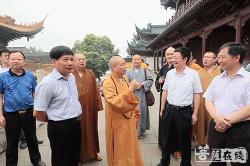 佛教-湖北省佛教代表团赴江苏重点寺院考察 心澄会长热情接待
