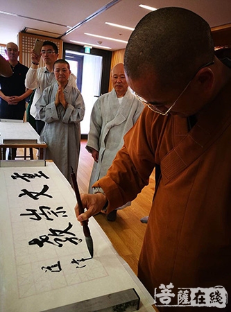佛教-湖北当阳玉泉禅寺方丈道伟大和尚应邀参访韩国寺院