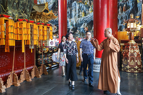 法华寺-杭州市委常委佟桂莉一行赴湖州法华寺参观指导
