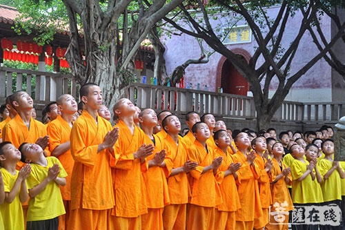 佛教-八一建军节 泉州少林寺举行升旗仪式向伟大军人致敬