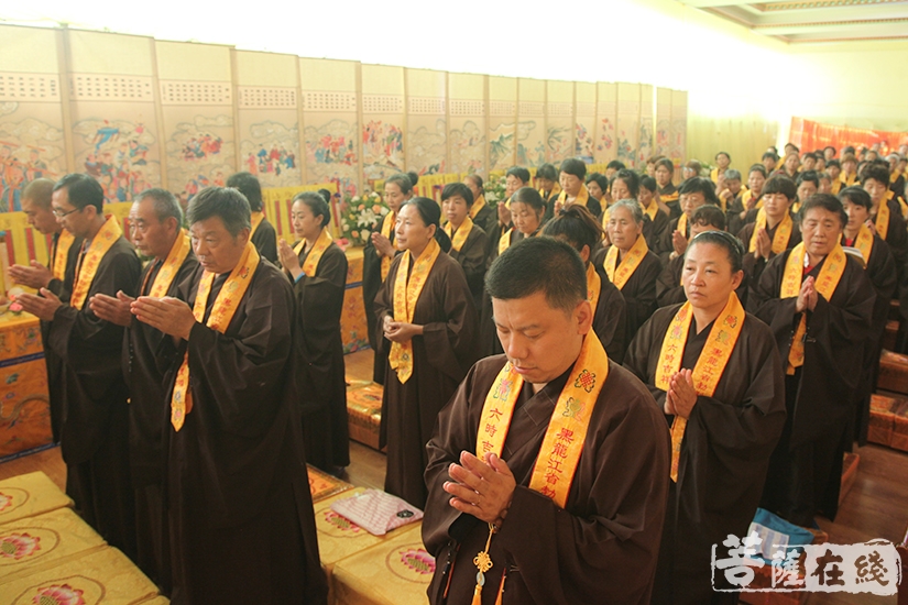 高清图集】七台河市极灵寺水陆法会第六日:拜忏 佛供 供下堂 圆满焰口