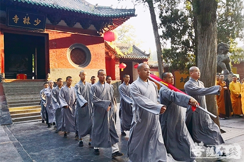 佛教-爱国爱教 嵩山少林寺举行升国旗仪式