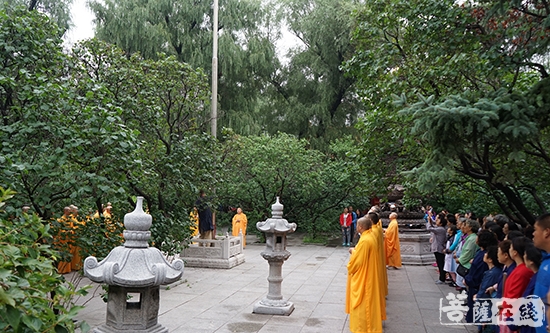 极乐寺-爱国爱教 哈尔滨极乐寺举行升国旗仪式