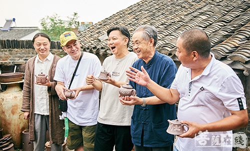 紫砂-陆一飞紫砂大写意学术研讨会在宜兴召开