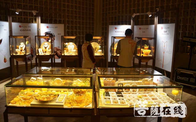 文化-乐祥禅思，品味时光——名珀秋藏臻品展精彩亮相玉佛禅寺
