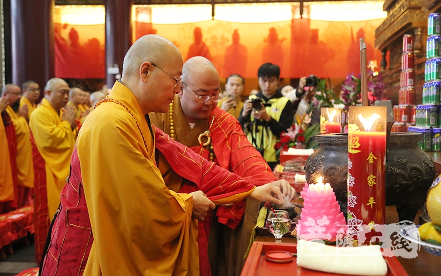 【高清图集】百年古刹重光 上海欢娱寺举行全堂佛像开光庆典法会