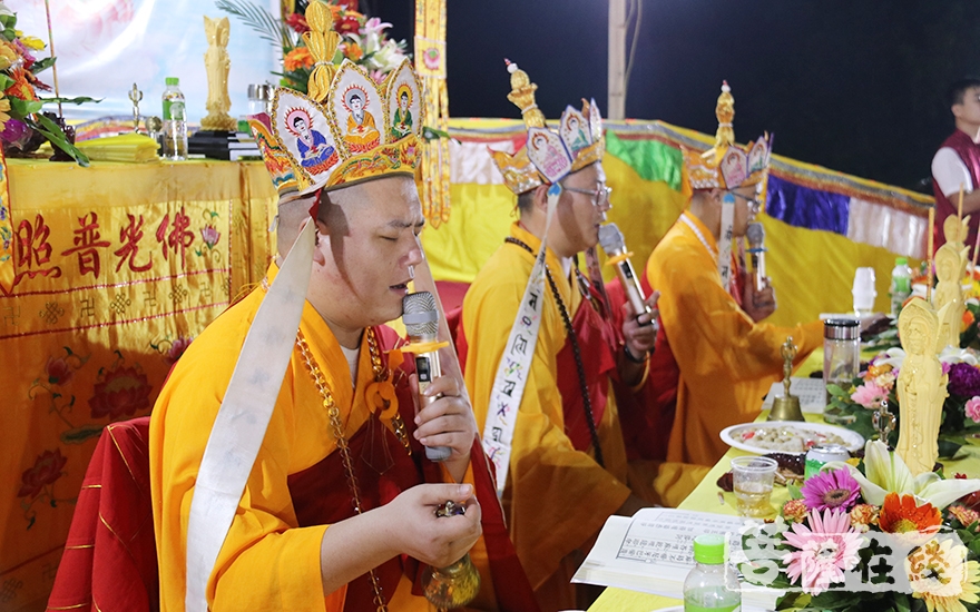 【高清图集】广东彼岸寺举行四十九大士瑜伽施食焰口法会 利乐一切有