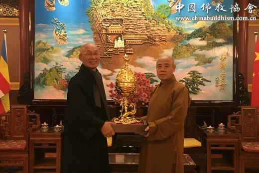 佛教-韩国太古宗安心精舍住持法眼法师一行拜访中国佛教协会