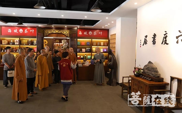 佛教-径山万寿禅寺佛教文化参学团一行参访厦门鸿山寺