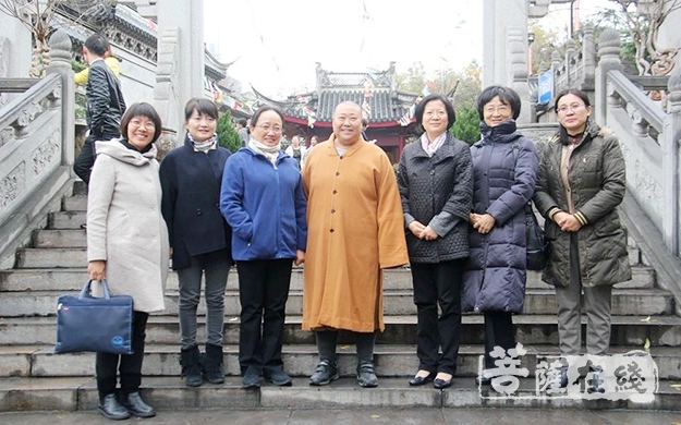朱晓明-江苏省人大常委会委员朱晓明一行赴鸡鸣寺调研宗教工作