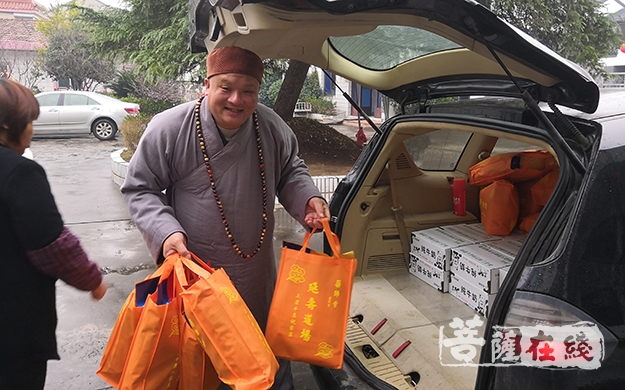 养老服务-绍兴市上虞区政协民族宗教界委员走进养老机构开展委员服务日活动