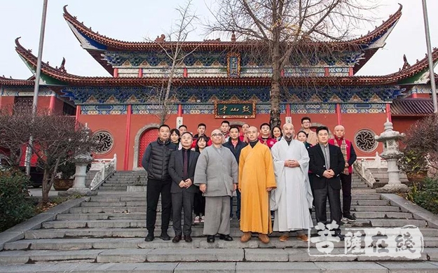 佛教-韩国佛教弥勒禅宗法贤法师一行参访巢湖鼓山寺