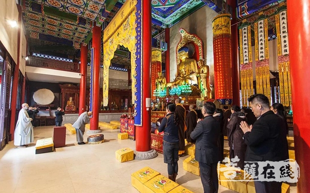 佛教-韩国佛教弥勒禅宗法贤法师一行参访巢湖鼓山寺