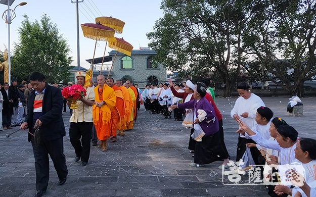 佛教-爱国爱教 规范管理——云南双江总佛寺开展宣讲活动