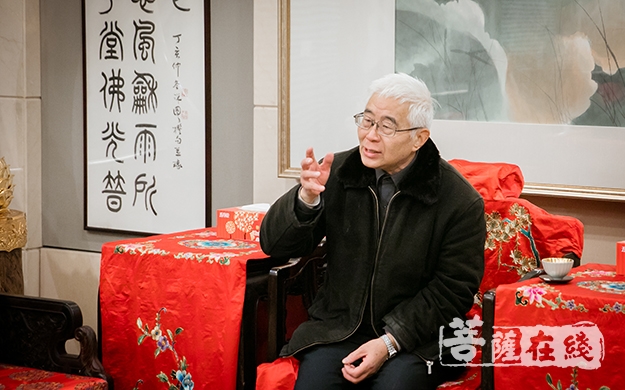 佛教-上海离退休高级专家协会文教专委会主任周箴一行参访上海玉佛禅寺