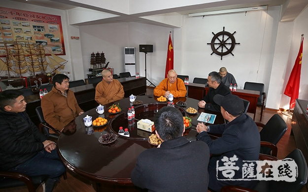 普陀山-道慈大和尚一行赴普陀山各相关单位进行新春慰问