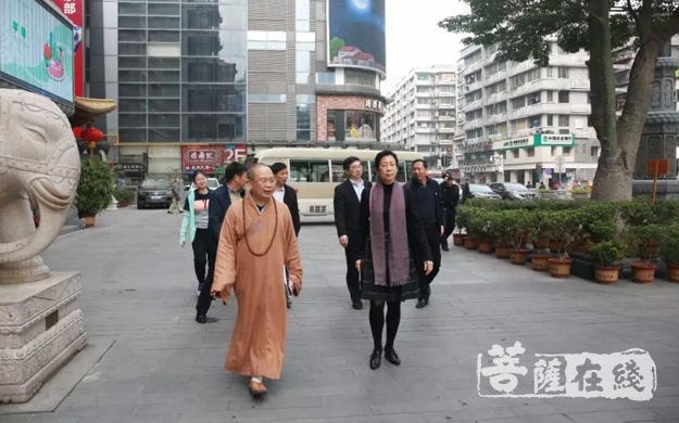 佛教-广州市人大常委会副主任李小勉一行慰问广州市佛协领导班子