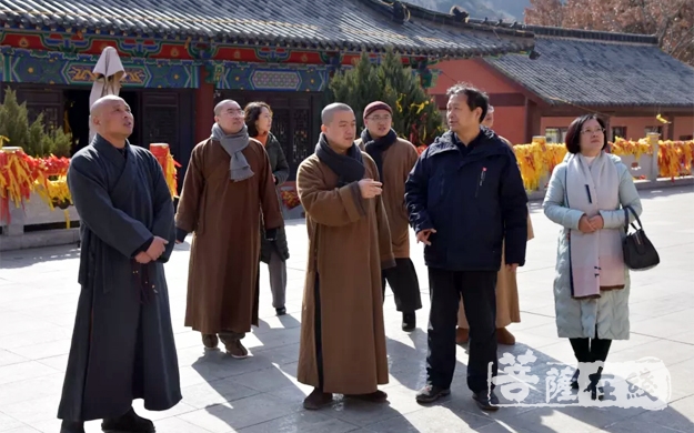 佛教-威海市佛教协会直属寺院年末进行消防安全工作走访交流